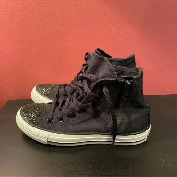 Black Converse with glitter New - Picture 3 of 11